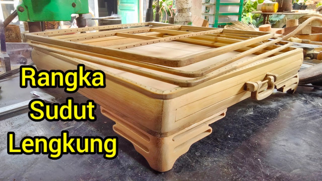 Membuat rangka sangkar bambu sudut lengkung