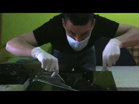 Βίντεο: Πώς καταστρέφετε έναν επιτραπέζιο υπολογιστή;