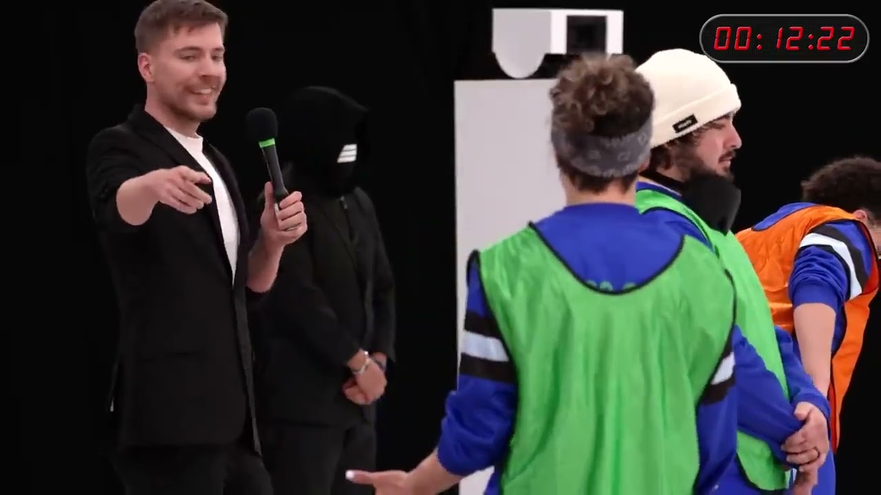 Last to leave there circle wins $50000