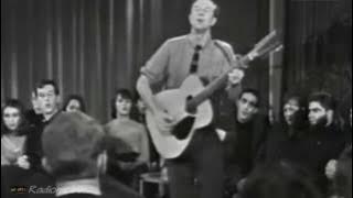 Pete Seeger (Live) - We shall overcome ...