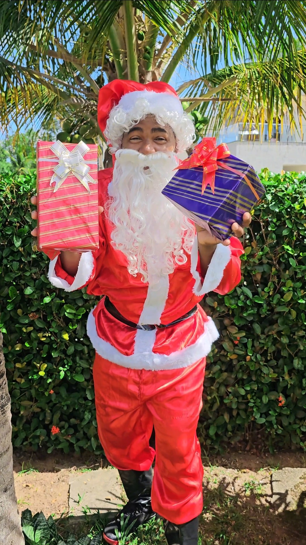 Ganhando Presente do Papai Noel ??? #funny #comedy