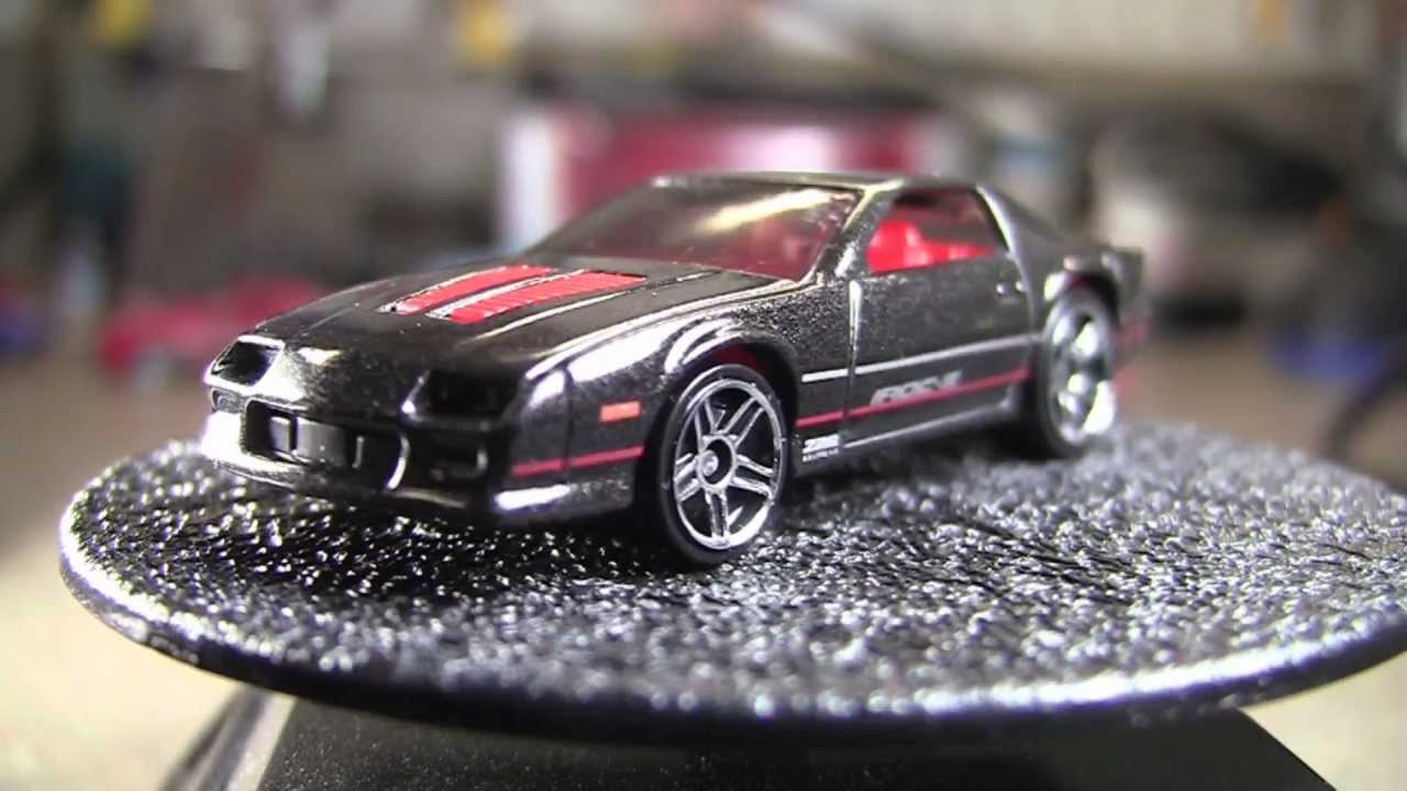 Hot Wheels : Mainline Camaro IROC-Z 2012 New Models : Let's Crack
