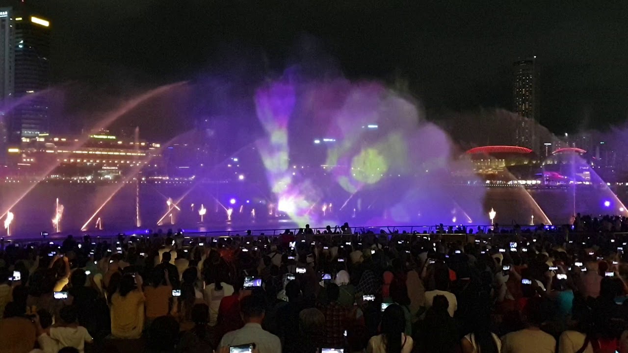 Marina Bay Sands music Water Fountain - spectra