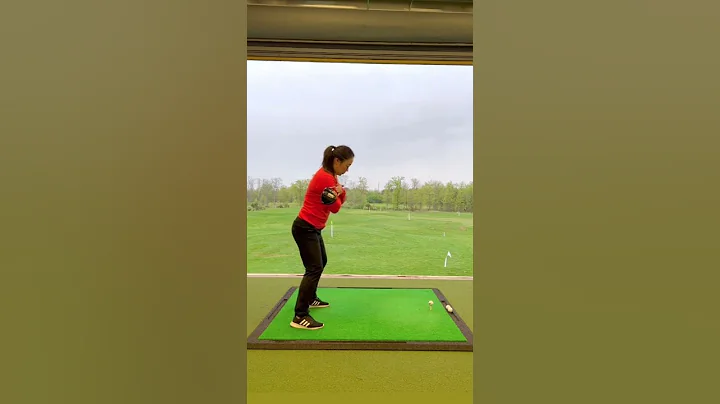 Simple Golf Driver Tip To Avoid A Slice | Cathy Ki...