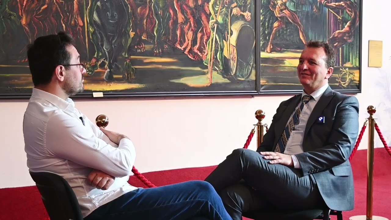 Магична Сцена со Владимир Саздовски