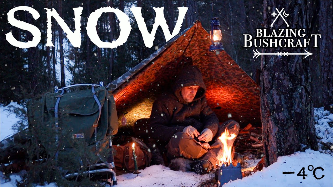 FREEZING SOLO BUSHCRAFT CAMP / Open Zeltbahn Shelter ⛺️❄️🔥