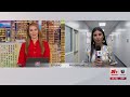 Jóvenes detenidos en Phoenix obtienen créditos universitarios gracias a un programa educativo