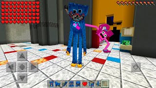 MOMMY LONG LEGS want to KILL Huggy Wuggy  Poppy Playtime CHAPTER 2 Addon in Minecraft PE