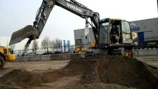 volvo Ew140c by volvo kuiken