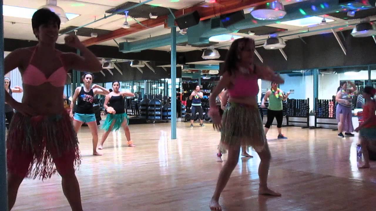 Chloe- "Marioneta" at Valley Athletic - YouTube Dance with Cece