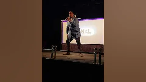 Comedian Melanie Hearn @Laughing w/ The Ladies on ...