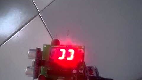 ultrasonic range finder using 8051