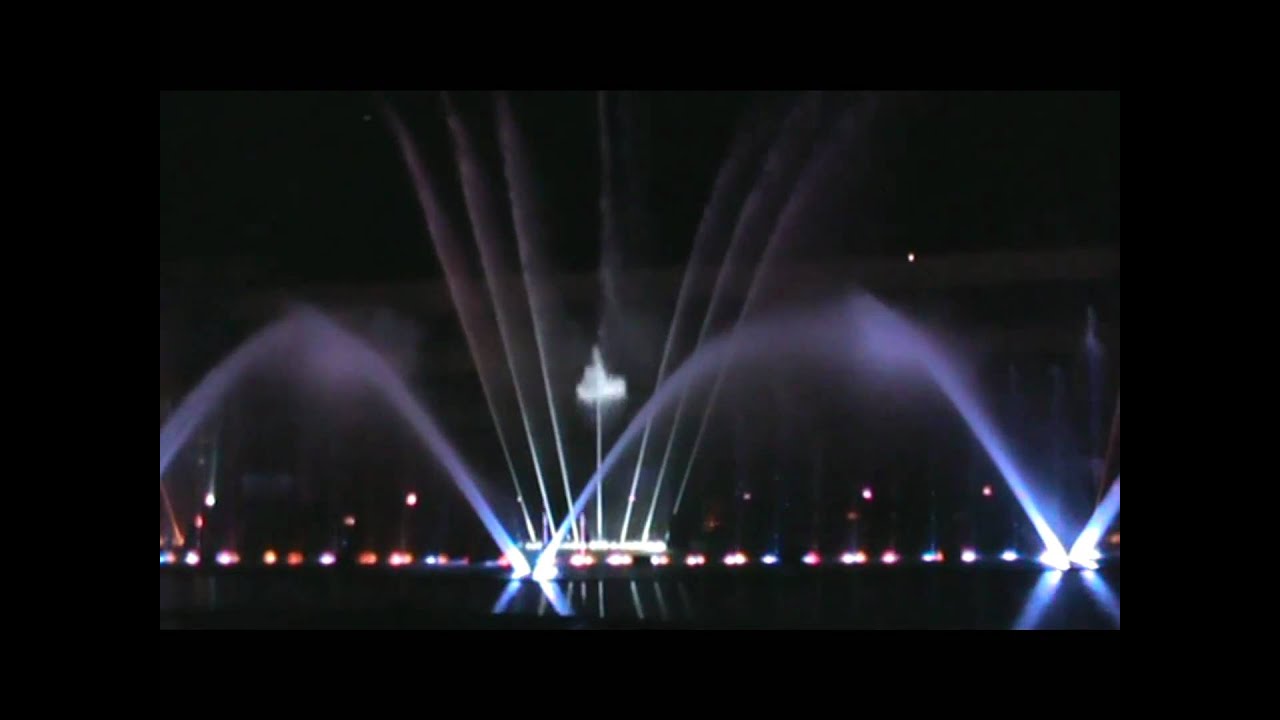 Manila Ocean Park - Aquatica Fountain and Laser Show