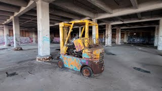 Exploring the Massive Abandoned Acme Supermarkets Warehouse