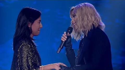 Lara Fabian sings with contestant after not being able to turn her chair for her (The Voice, 2018)