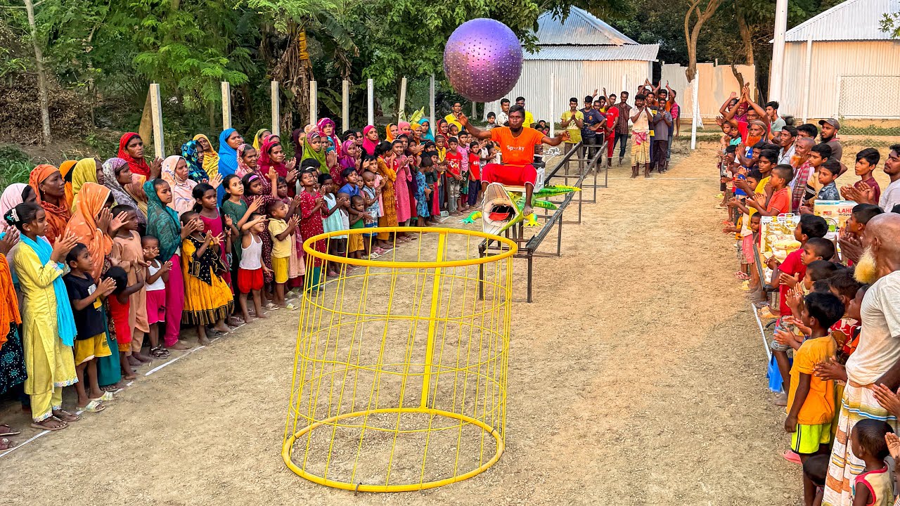 কুমিড়ের পিঠে চড়ে গোল দেয়ার চ্যালেঞ্জ। জায়ান্ট বল গোলে দিয়ে কে কে আকর্ষণীয় পুরস্কার জিতে নিলো দেখুন ?