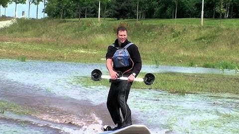 Stand up paddleboarders get new portable thruster system