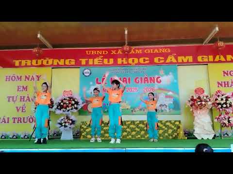 Tiết mục nhảy hiện đại - Trường TH Cẩm Giang