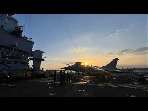 French carrier group moves south of Suez ahead of conditional UK-French Hormuz mission