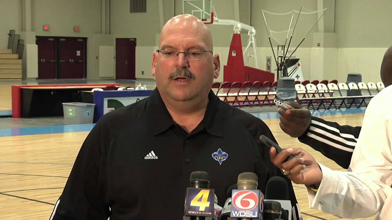 lonzo ball injury Hornets Head Coaching Change Press Conference