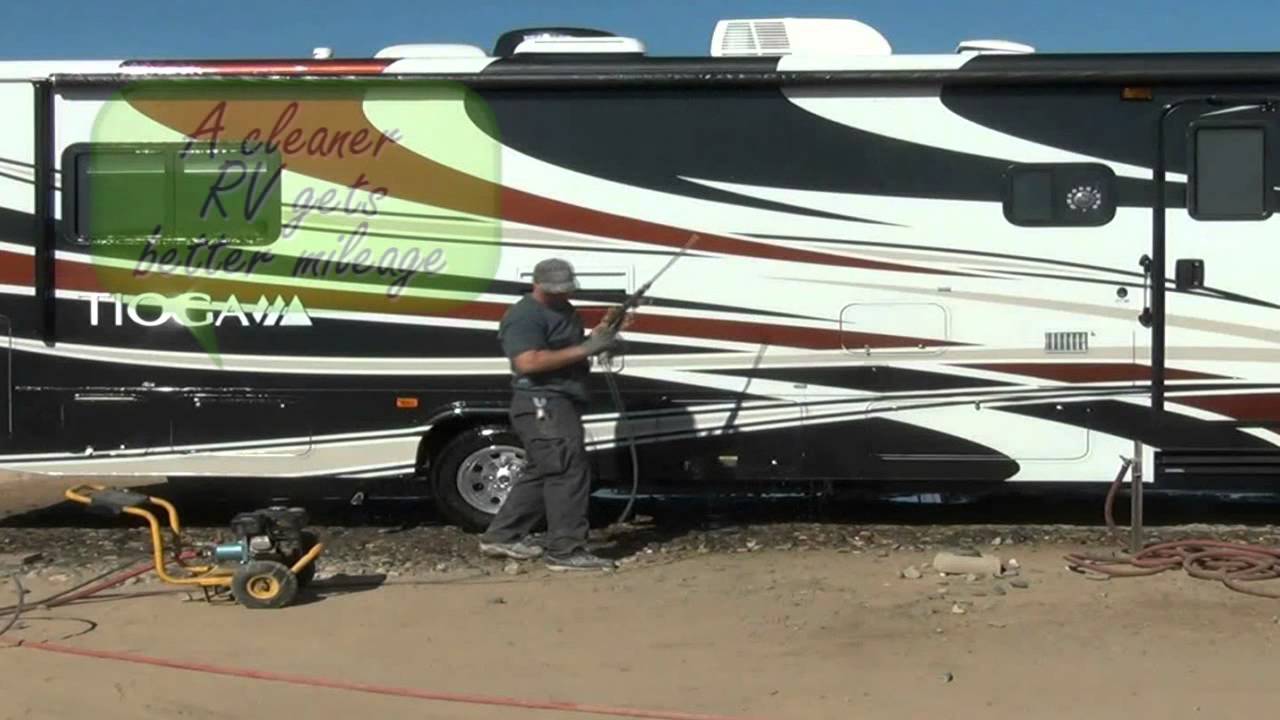 How to Wash an RV How to Wash an RV