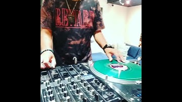 Thumbnail of DJ WAKA (Freestyle Scratching 18) (PHASE)