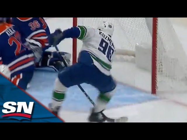 Andrei Kuzmenko #96 (Vancouver Canucks) first NHL goal Oct 12, 2022 