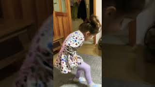 Ay Lütfen Keşfet Ya