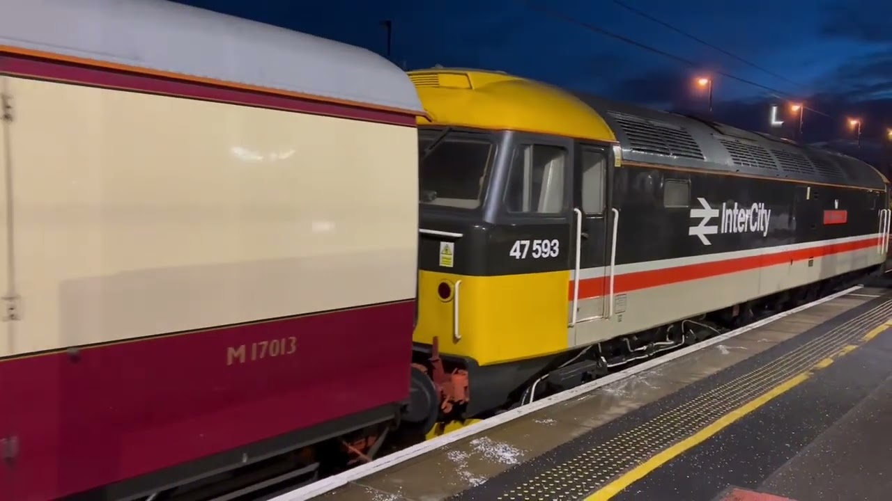 Sir Nigel Gresley and the inter city class 47 heading to Colchester from York 21-11-2025.