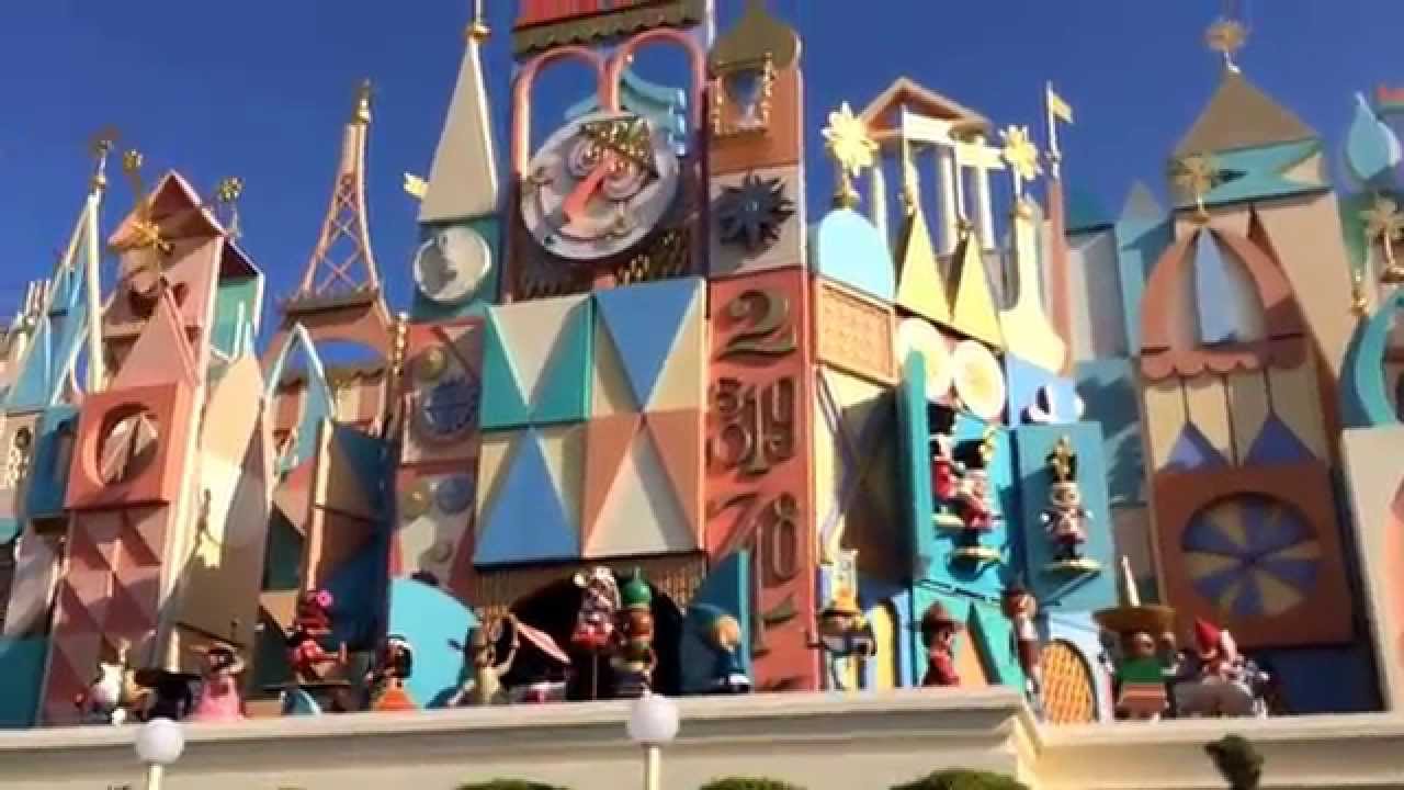 It S A Small World Clock Children Parade By Mouse Hangover