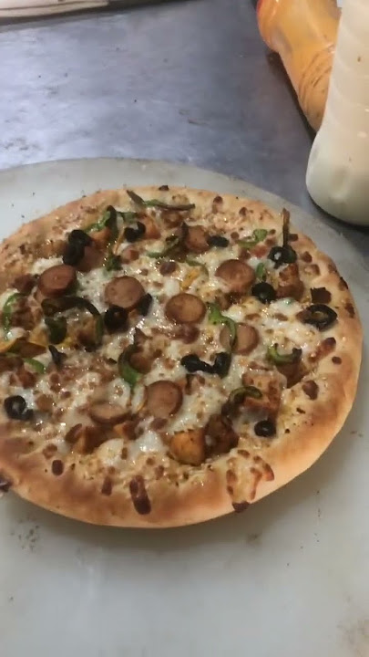 Please 🙏 my video share 🥹😭 #food #pizzaschool #itspizzatime #fastfood #pizzapie #pizza #funny