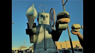 Weird Roadside Attractions!