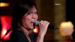 Once Mekel Ft Gugun 'Gugun Blues Shelter' - Musisi Godbless Cover (Live at Music Everywhere) **