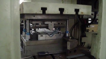 Uncoiler & Leveler 2-in-1 + NC servo feeder + precision press + die