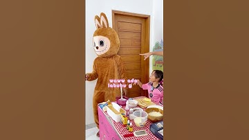 Thumbnail of LEIKA MASAK DI DAPUR BARU BARENG TOMPEL DAN LABUBU #leika #shorts