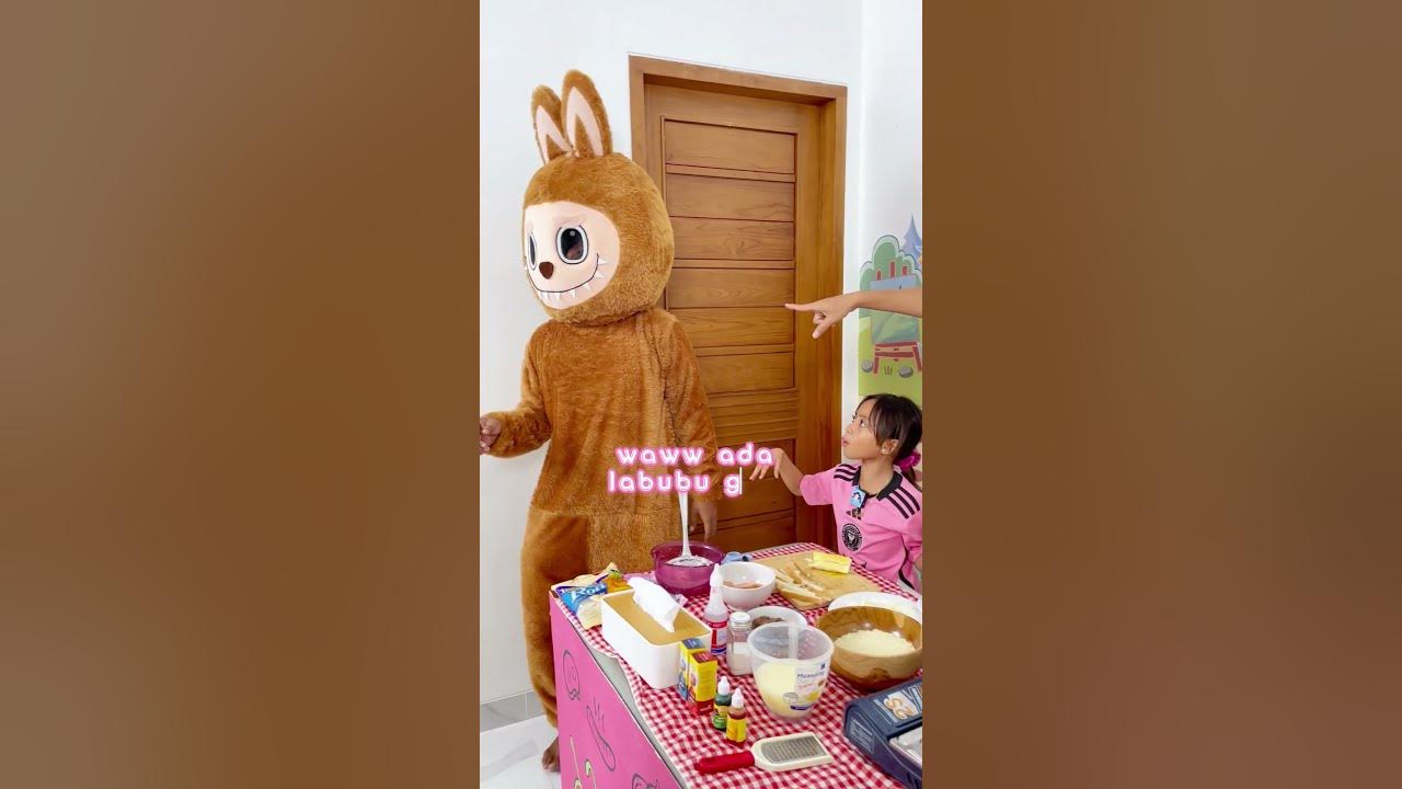 LEIKA MASAK DI DAPUR BARU BARENG TOMPEL DAN LABUBU #leika #shorts