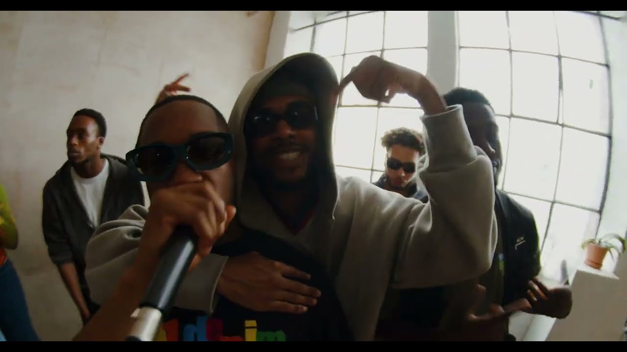 Perry - Presh-ah Ft. Venna (Live Performance)