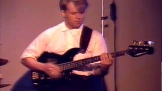 Bjorn Thoroddsen - Hot Ice (TV performance 1986)