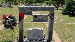 Why Does BILLY THE KID Have 3 Graves? BRUSHY BILL - Hico TX