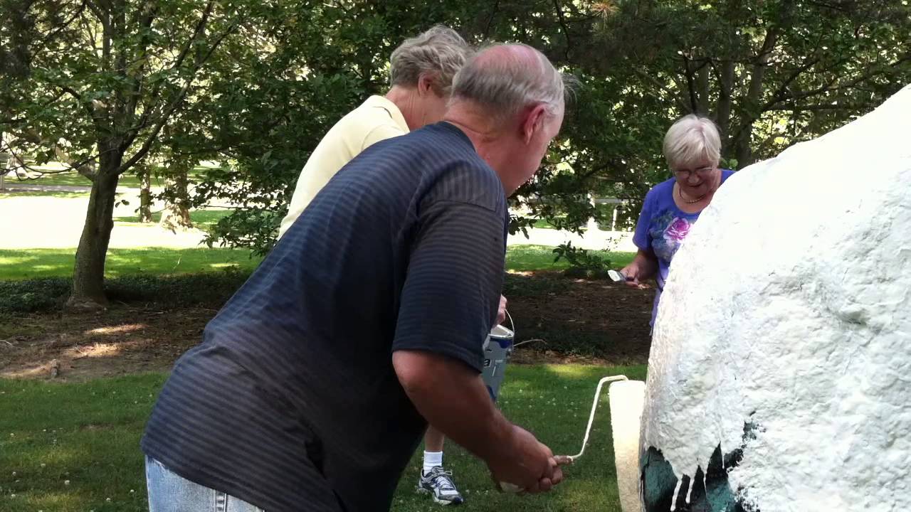 Painting the rock on Tappan Square in Oberlin, OH - YouTube