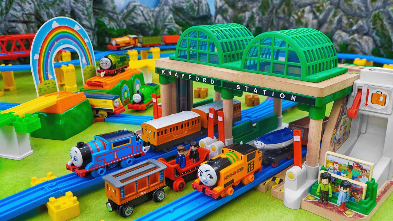 Plarail Shinkansen Subway ☆Construction Subway Line via Dokidoki Mountain & Tomica Railroad Crossing