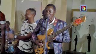 Madzibaba/Macheso latest Chikumbiro Live perfomance