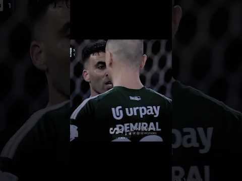 اشتباك بين ديميرال و حمدالله الهلال 