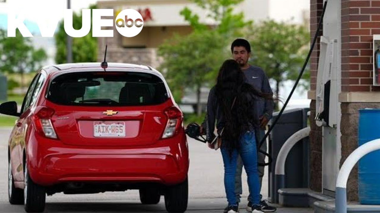 Austin gas prices up 10 cents in one week - YouTube