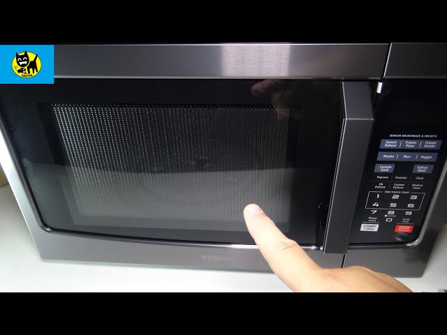 Toshiba EM131A5C-BS Microwave Oven with Smart Sensor, Easy Clean