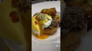 Weekend Poached Egg, hollandaise, trout roe, potato pavé and toast ♥️ sexy breakfast