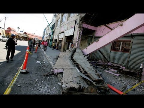 The earth was groaning in Australia!  Scary footage of the 6.0 earthquake in Melbourne!