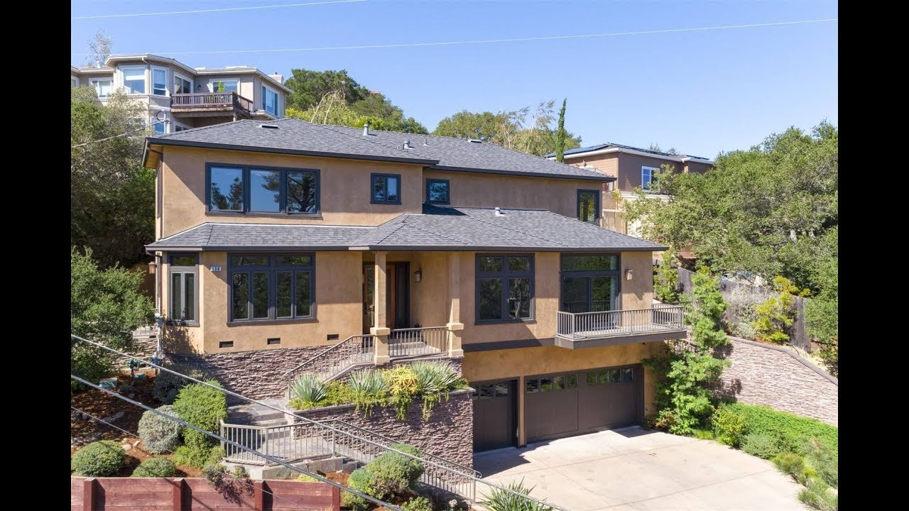 Contemporary Residence with Canyon Views in San Carlos, California