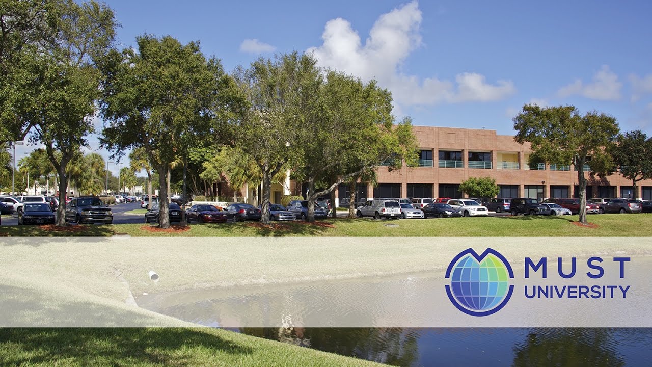 Inauguração da MUST University 5/3 YouTube