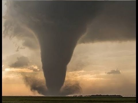 Amazing Tornadoes near Rozel, KS on May 18, 2013